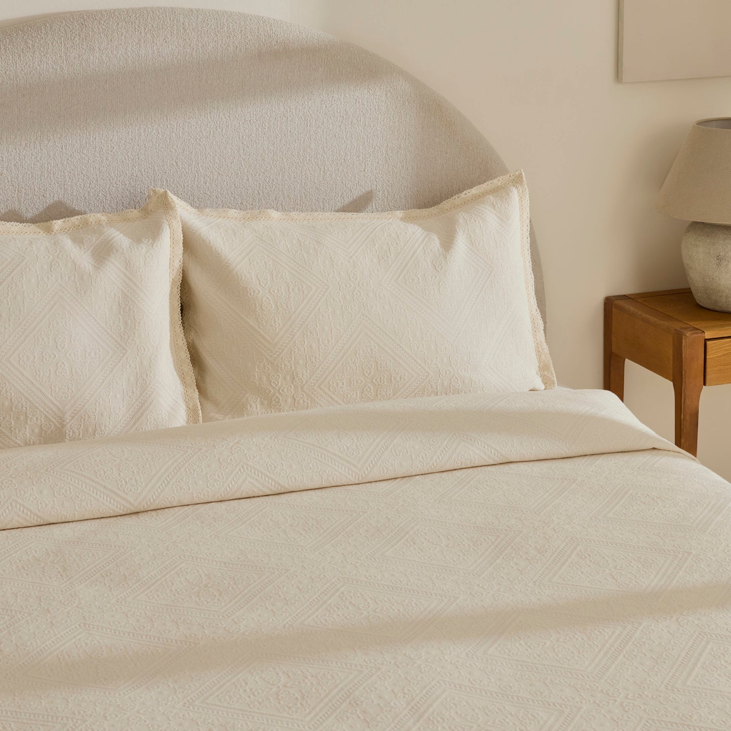 Adelia Fistolu Double Bedspread Set Natural