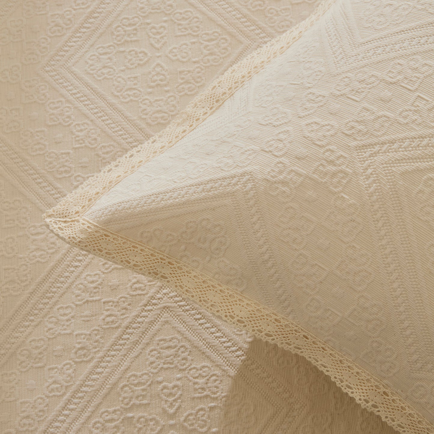 Adelia Fistolu Double Bedspread Set Natural