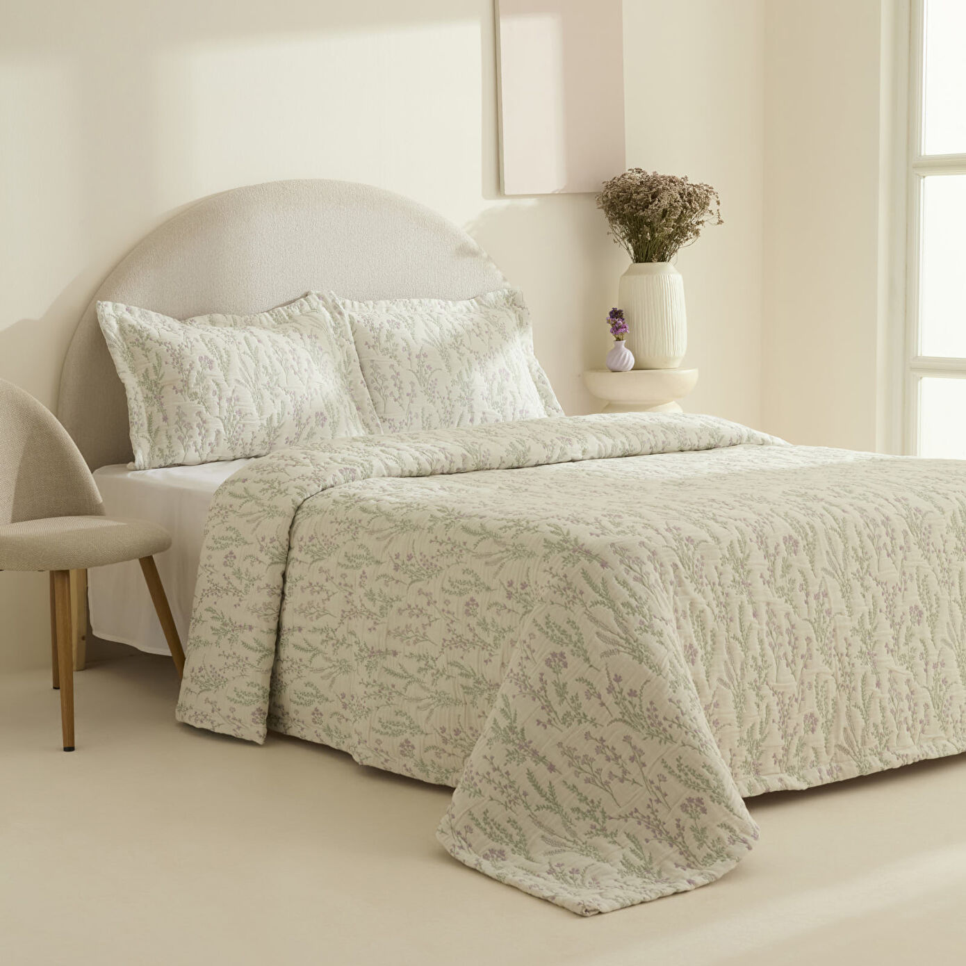 Klaris Bedspread Set