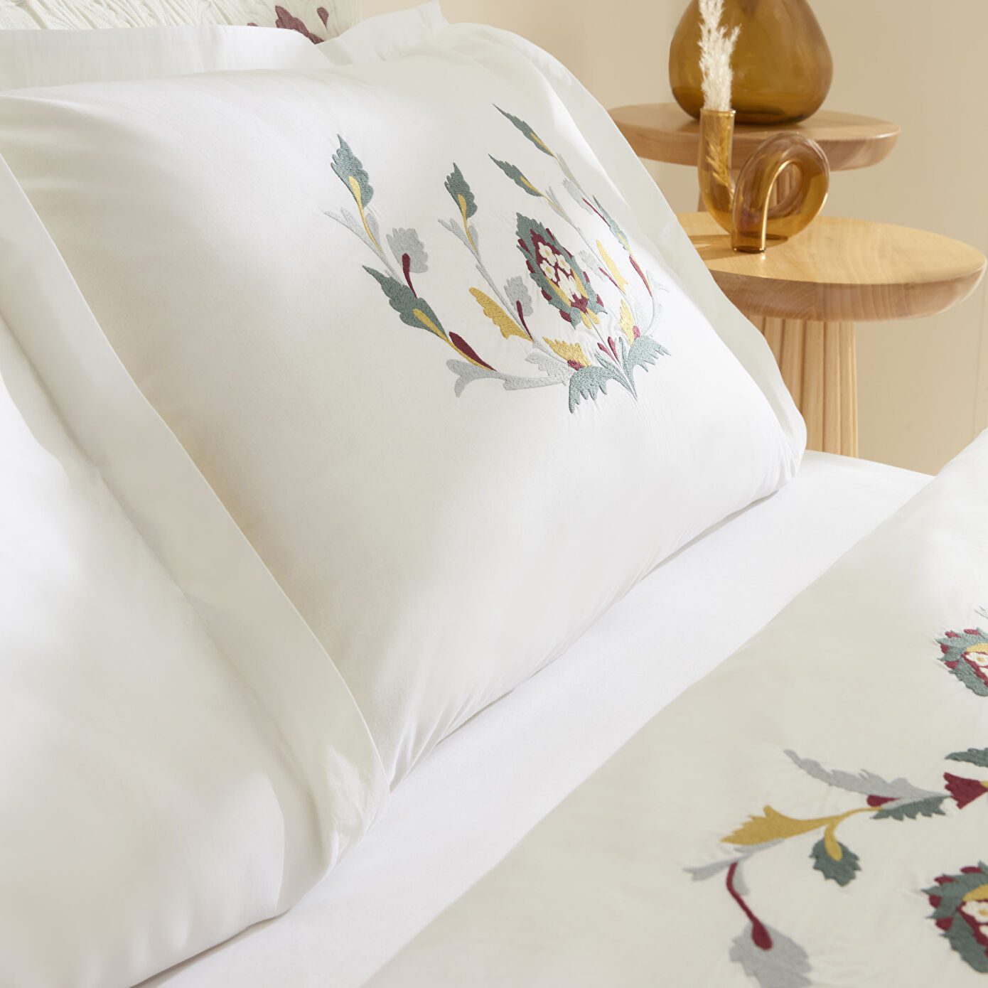 Oliveto Double Duvet and Bedspread 7 Piece Set