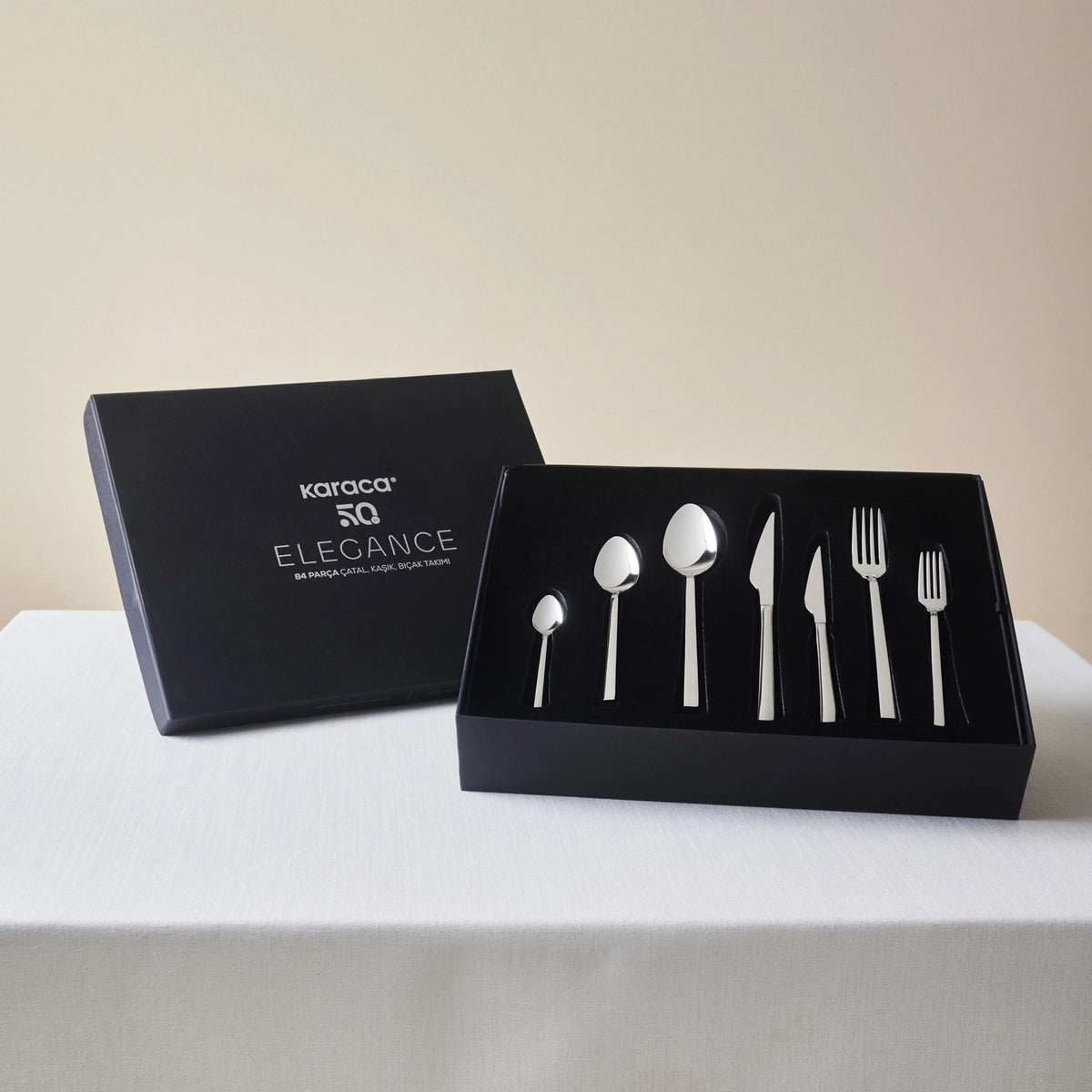 Karaca New Davina 84-Piece 12-Person Cutlery Set