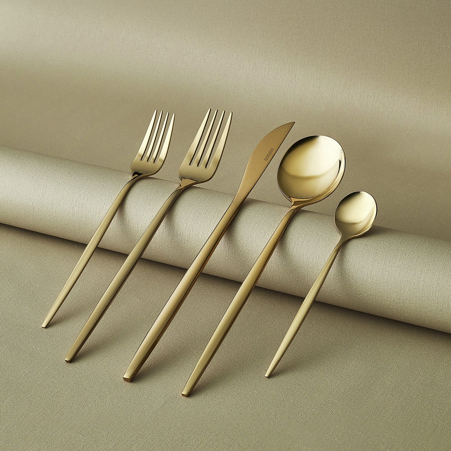 Karaca Orion Gold 30-Piece Cutlery Set for 6 People