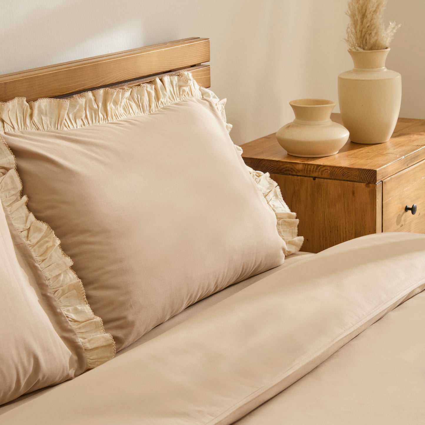 Lisa 100% Cotton Double Duvet Cover Set - Beige