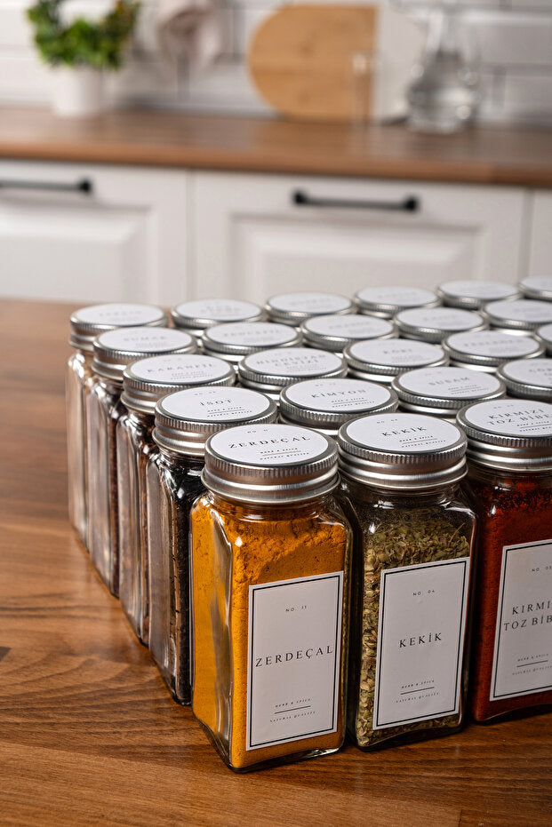 12 Piece Spice Jars - Silver Lid