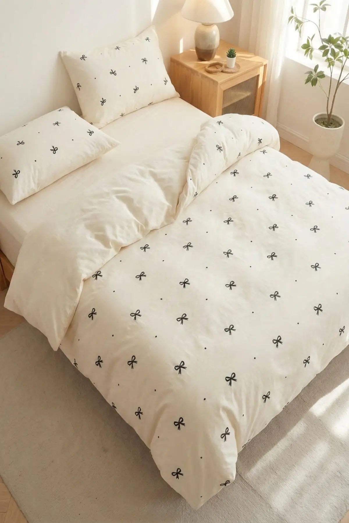 Amelie Bow Duvet Cover Set – Ivory