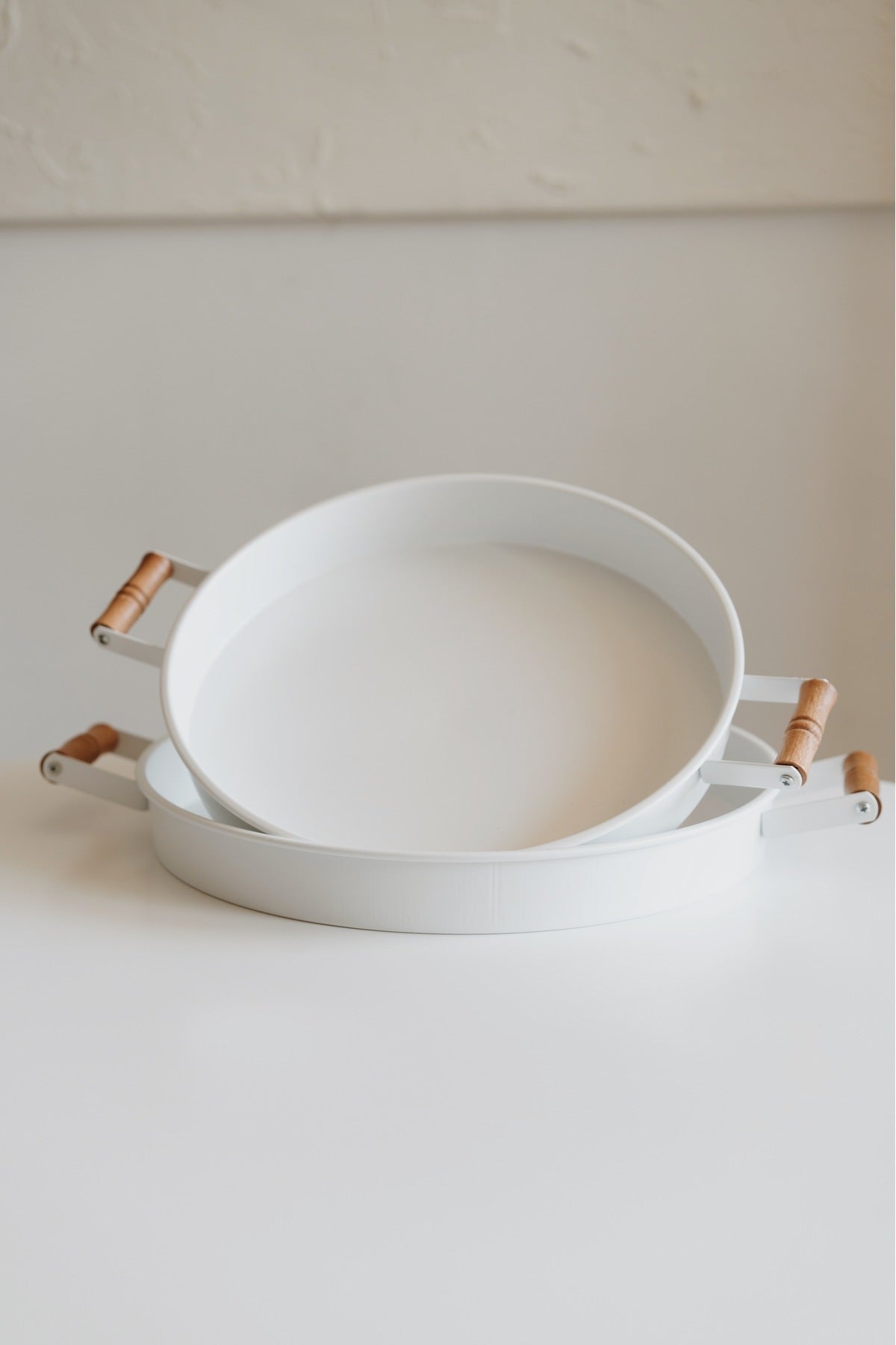 2 Piece Set Wooden Handle Galvanized Metal Trays