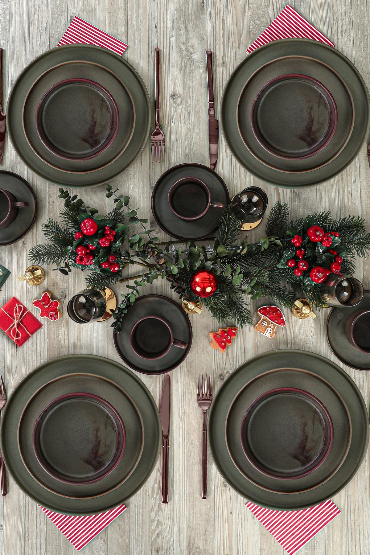 Ground Stackable Set, 20 Pieces, for 4 People