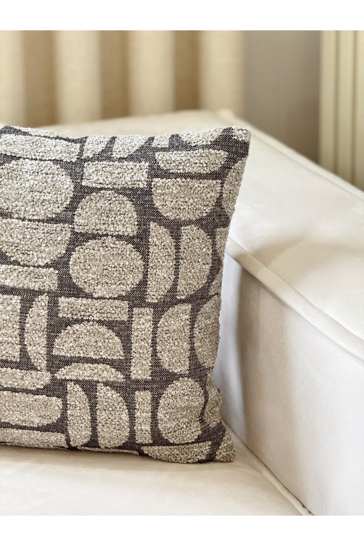 Lunea Geometric Decorative Pillow Cover – Gray
