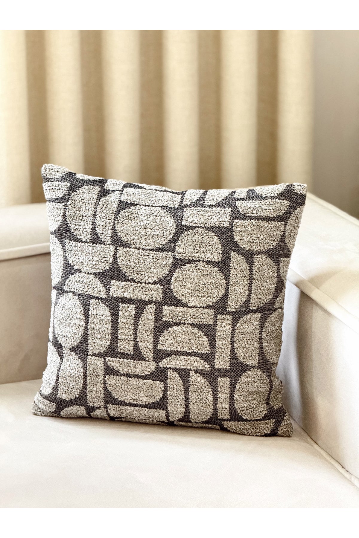 Lunea Geometric Decorative Pillow Cover – Gray
