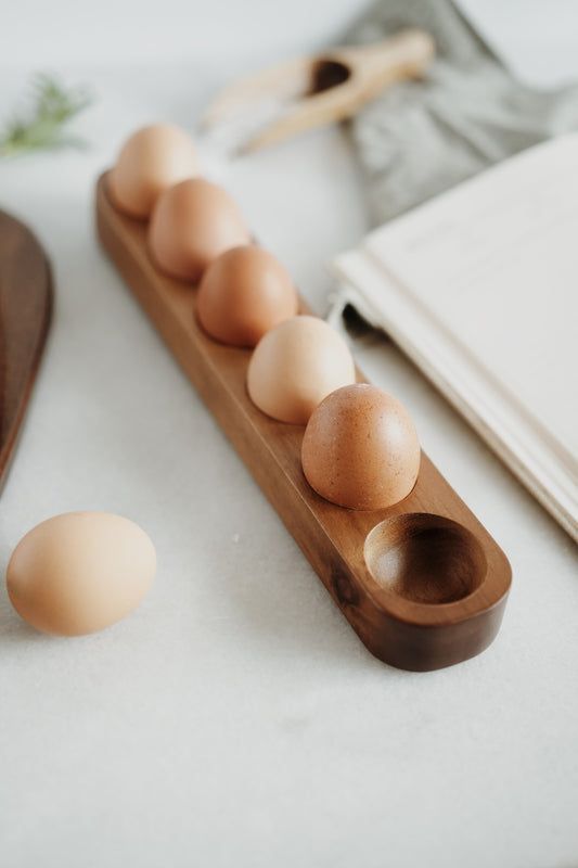 Accacia Egg Holder