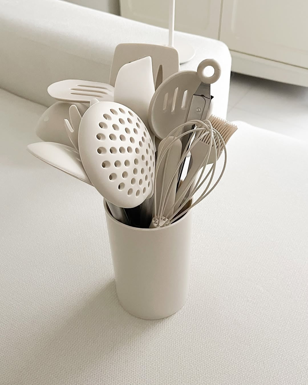 Mora 14 Piece Silicone Kitchen Set - Vanilla