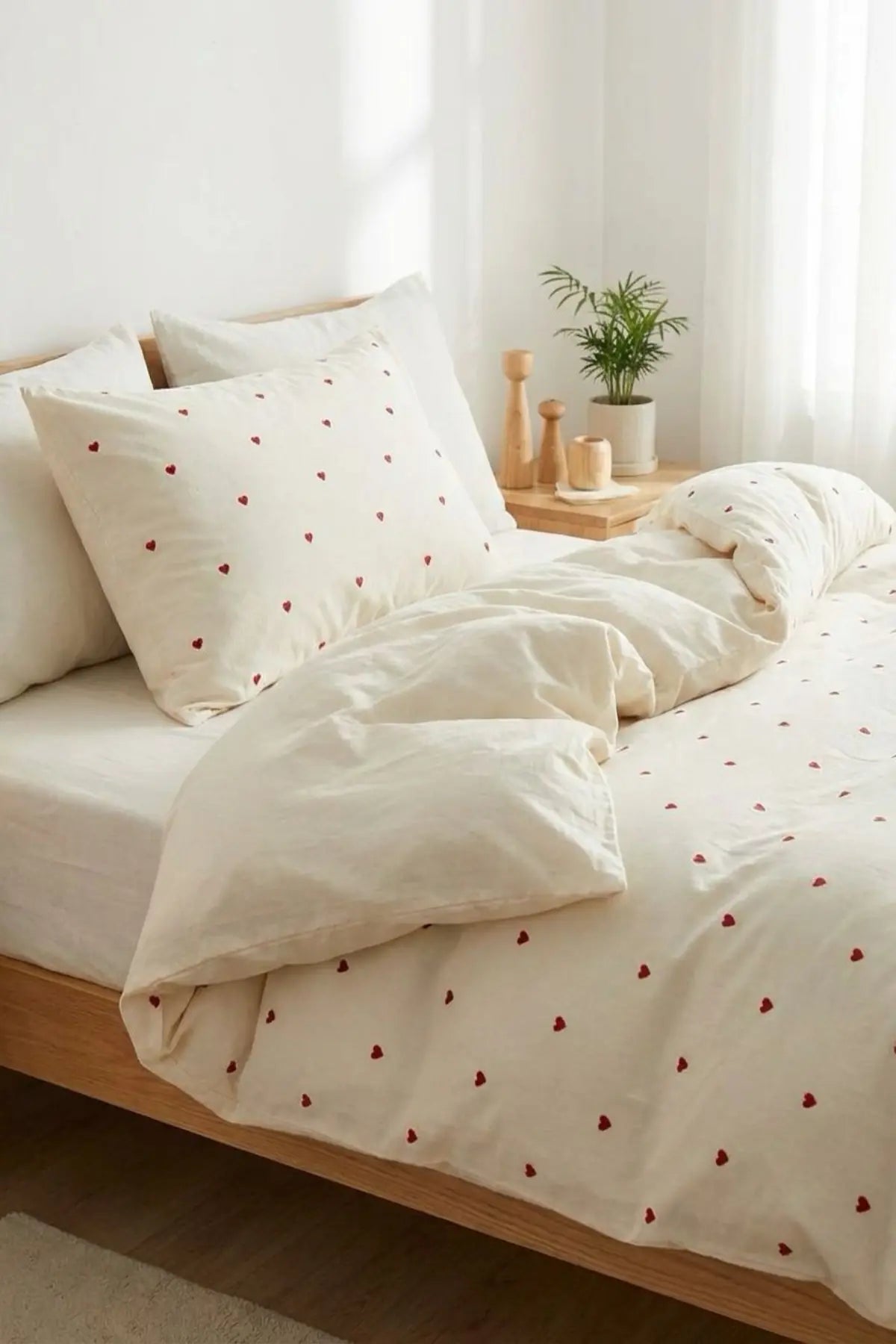 Amelie Heart Duvet Cover Set – Ivory