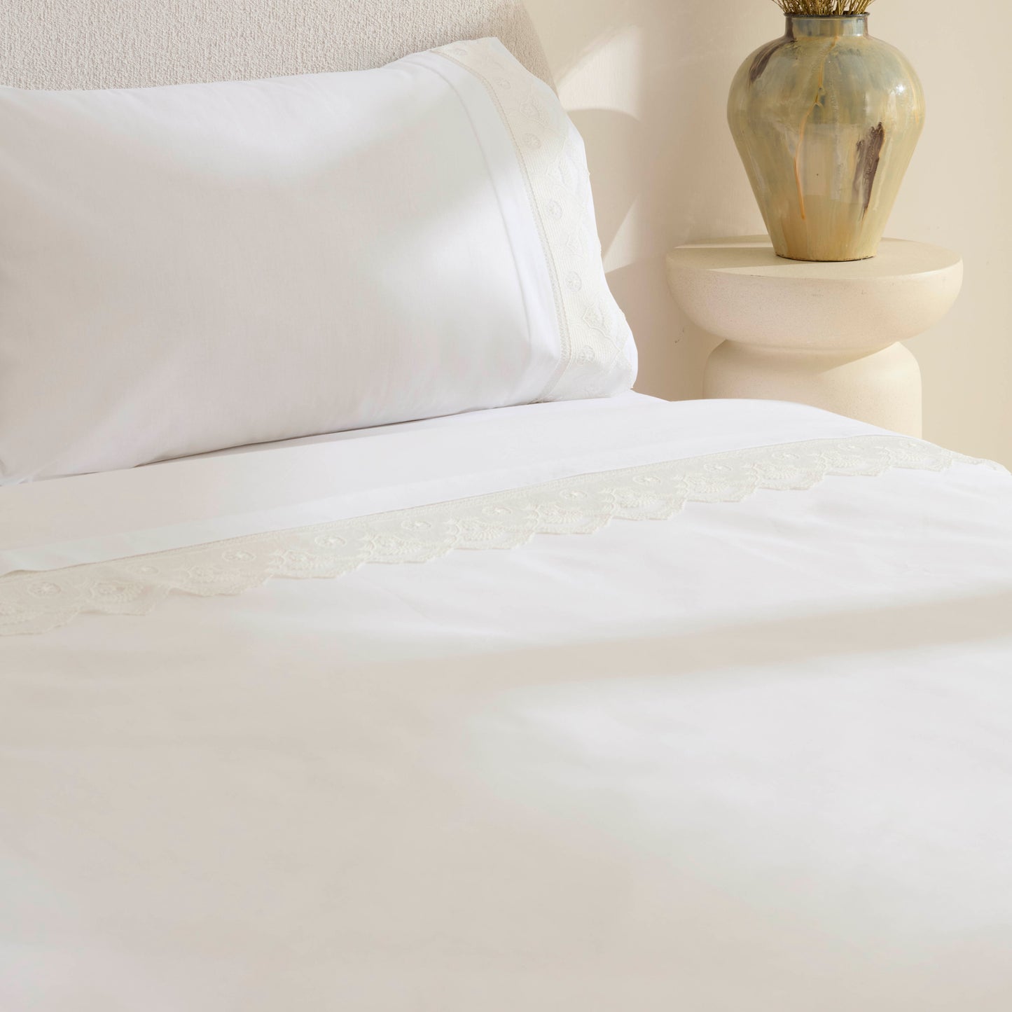 Teora 100% Cotton Lace Double Duvet Cover Set White